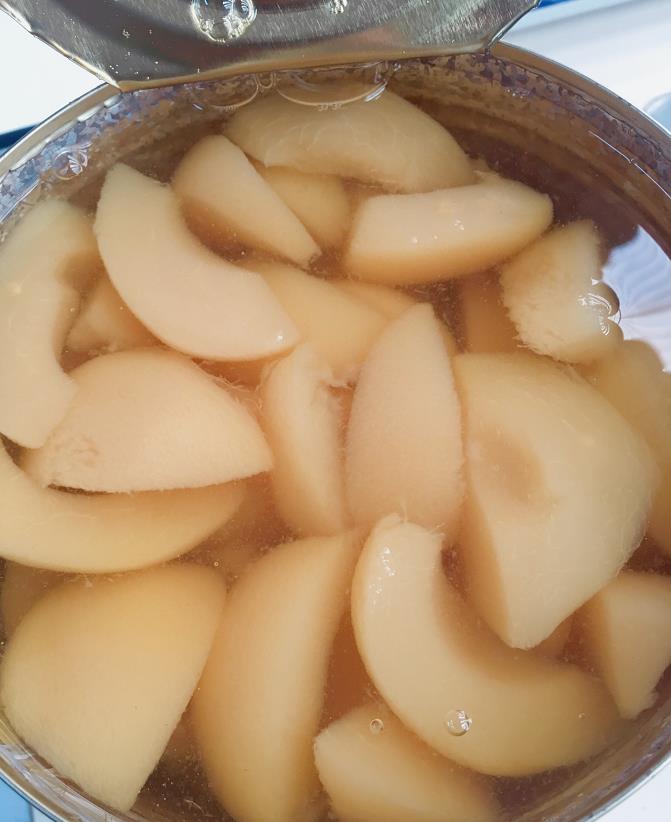 Canned white peach in light syrup